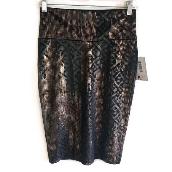 LuLaRoe Dresses & Skirts - NWT Lularoe elegant Cassie metallic skirt